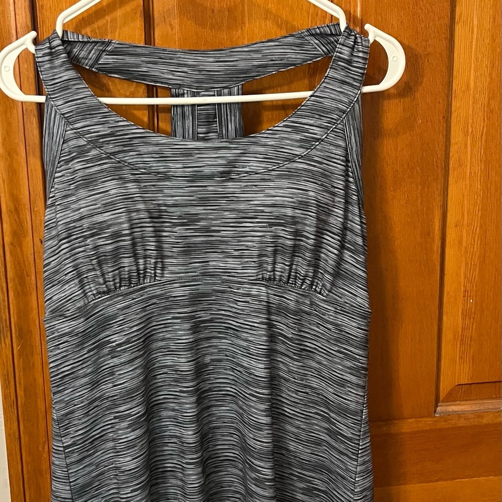 Sport/golf dress size small